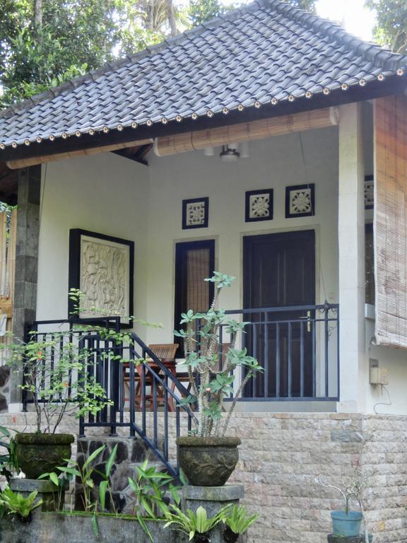 Latugu Homestay Ubud Kamer foto